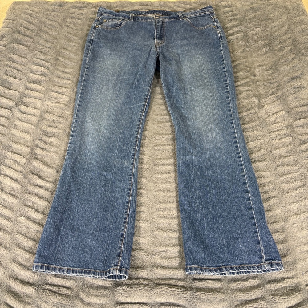 Levis 515 Bootcut Jeans Womens 16M Medium Wash Blue Mid Rise Denim AT315